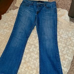COPY - Women's Levi's  Demi curve classic boot cut size 12 31x29